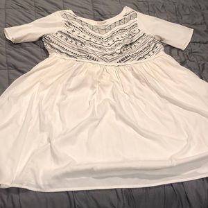 Retro embroidered dress